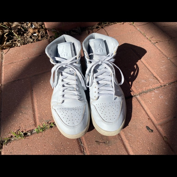 Air Jordan 1 Retro High Premium Pure Platinum/Desert Sand - Picture 4 of 10